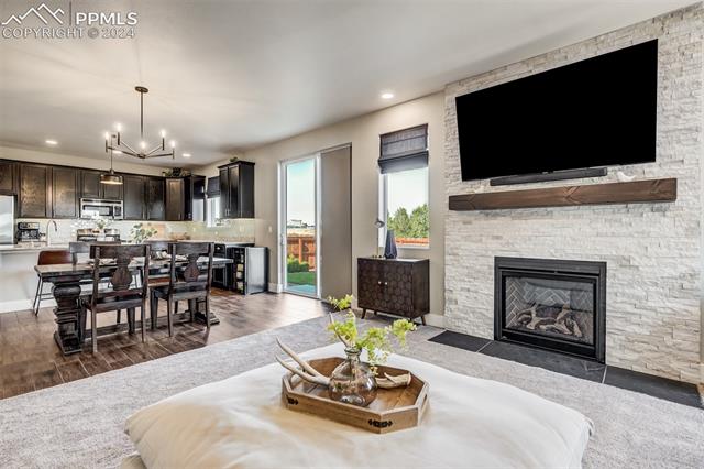 2085 Reed Grass Way