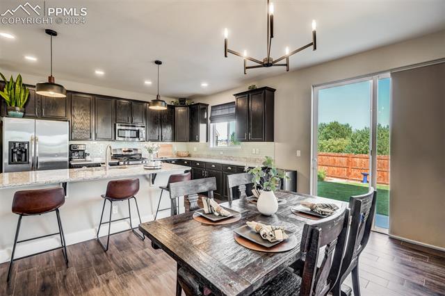 2085 Reed Grass Way