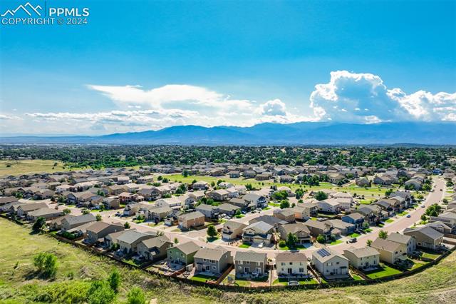 2085 Reed Grass Way