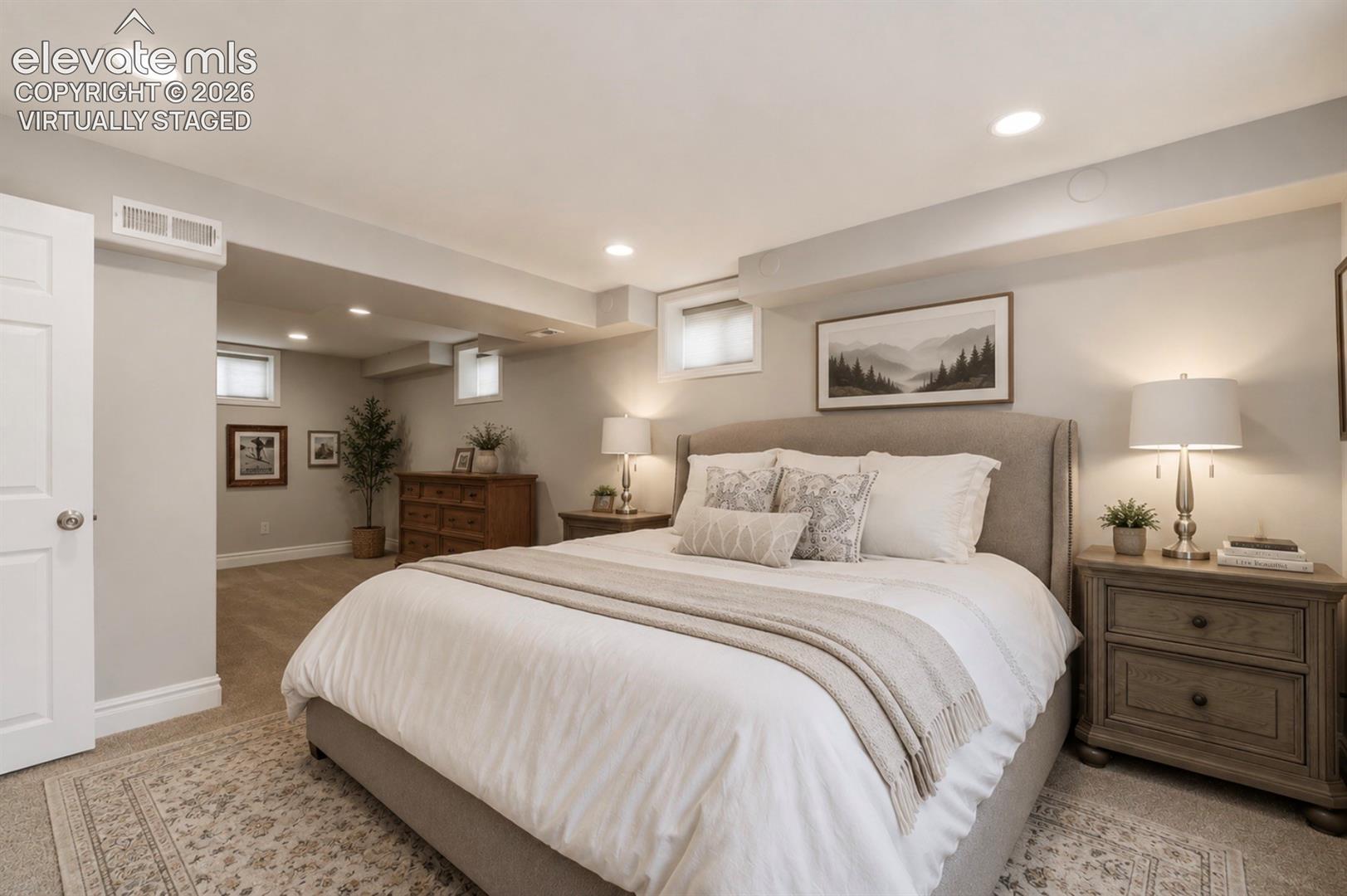 1008 Venus Drive