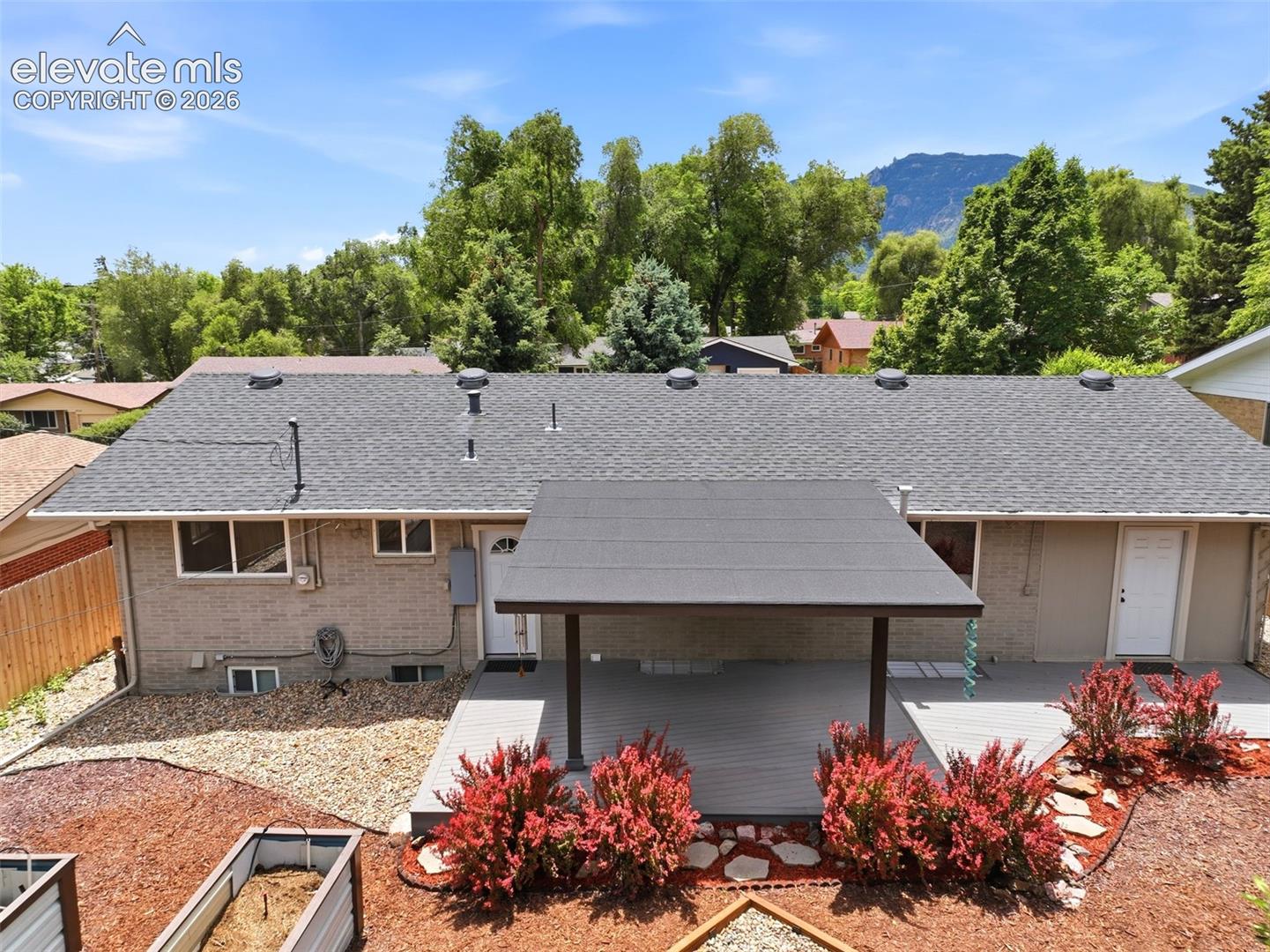 1008 Venus Drive