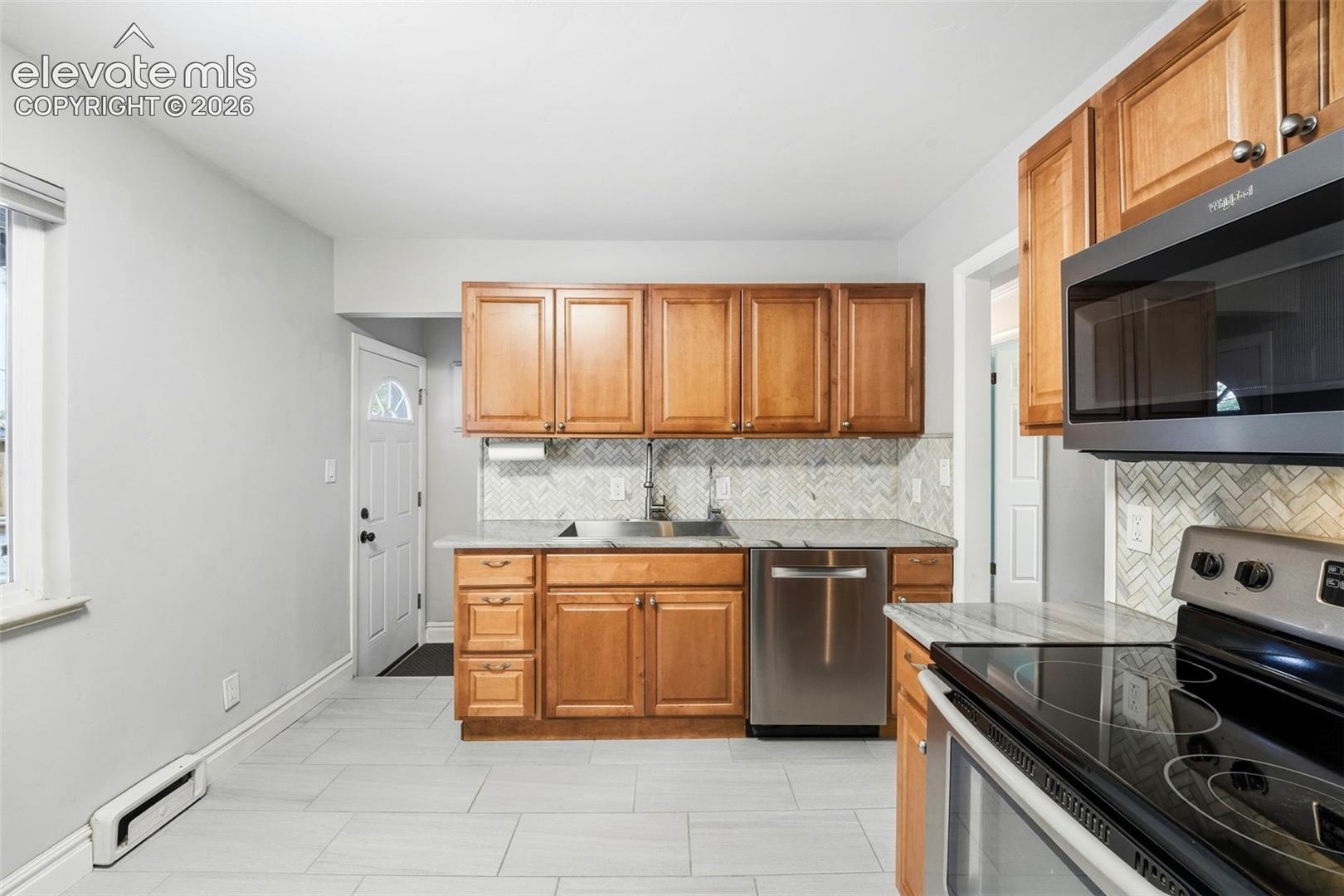 1008 Venus Drive
