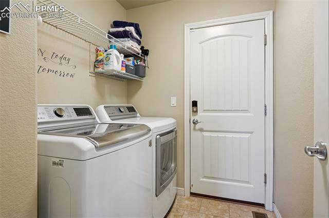 10214 Prairie Ridge Court