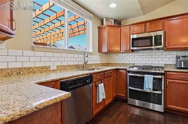 10214 Prairie Ridge Court