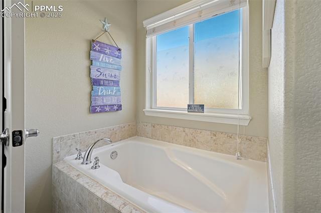 10214 Prairie Ridge Court