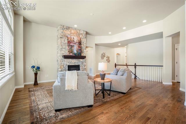 1733 Summerglow Lane