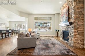 1733 Summerglow Lane