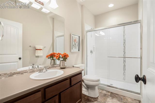 1733 Summerglow Lane