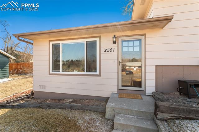 2551 Camelot Court
