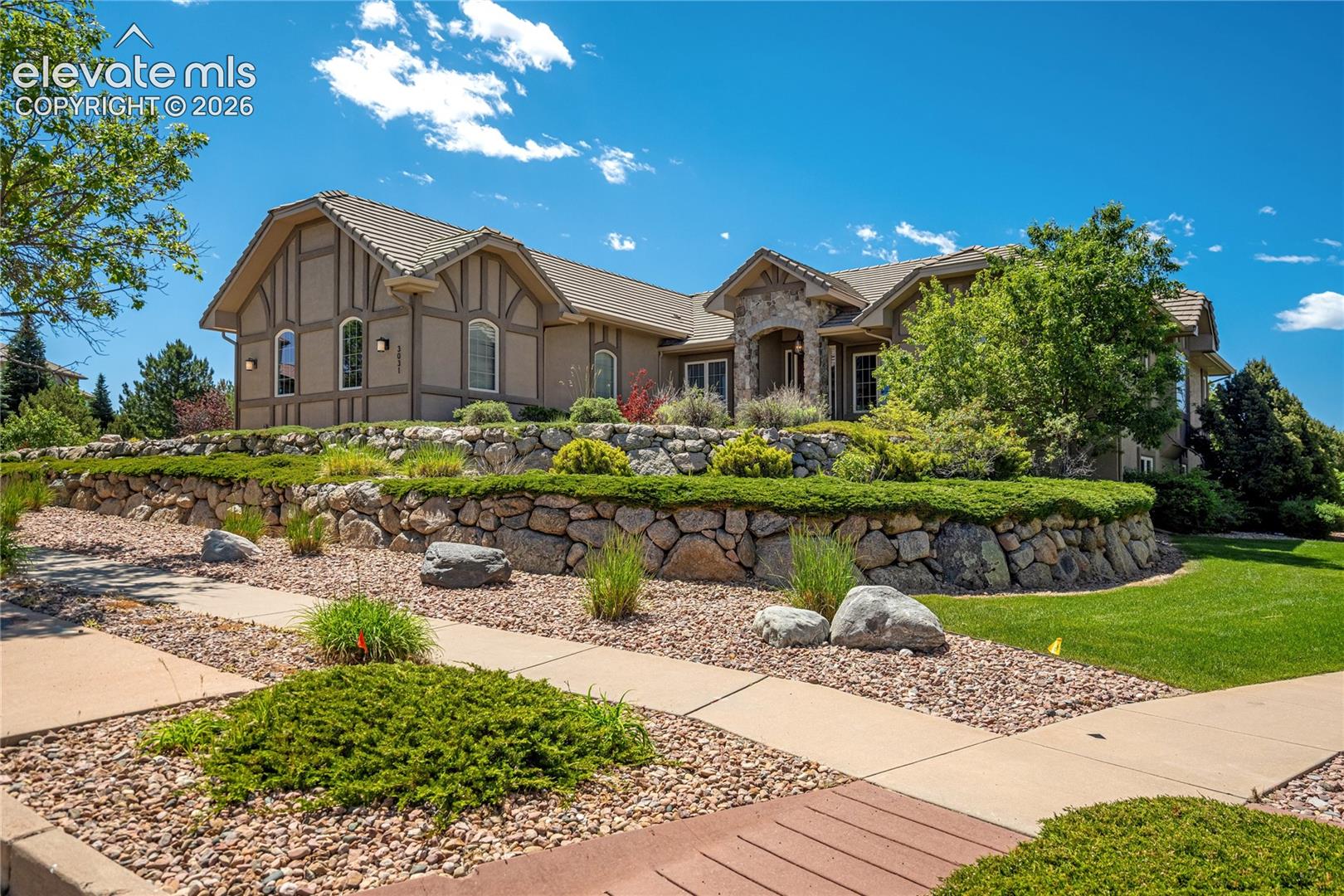 3031 Promontory Peak Drive
