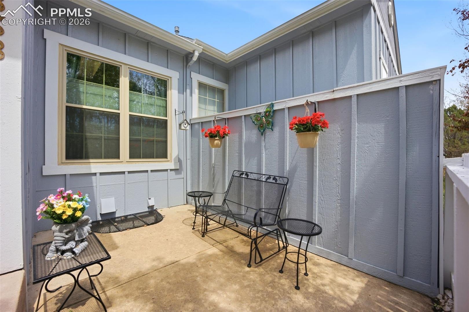 6838 Los Reyes Circle