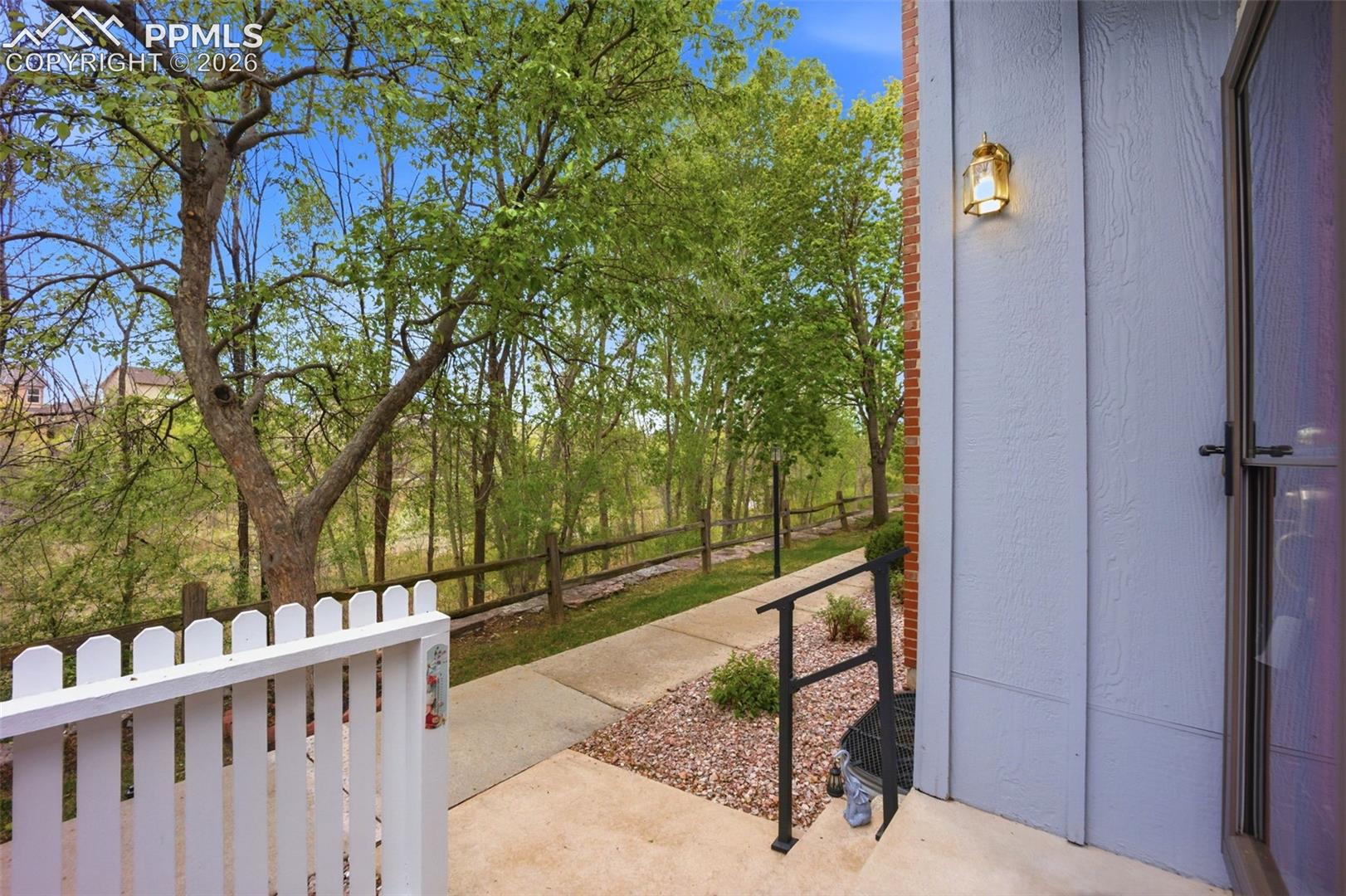 6838 Los Reyes Circle