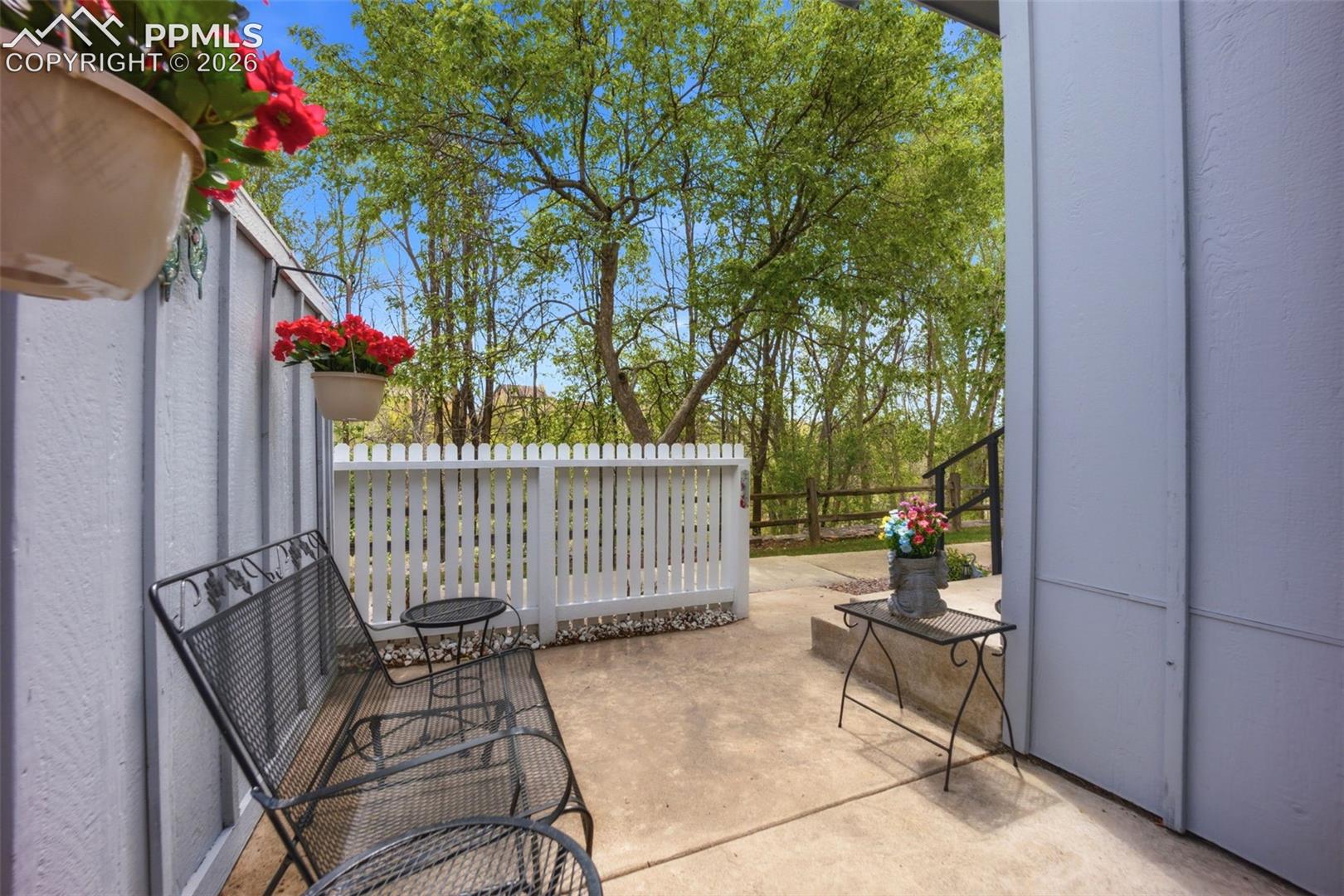 6838 Los Reyes Circle