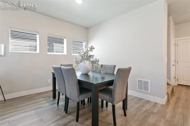 7665 Frigid Air Point