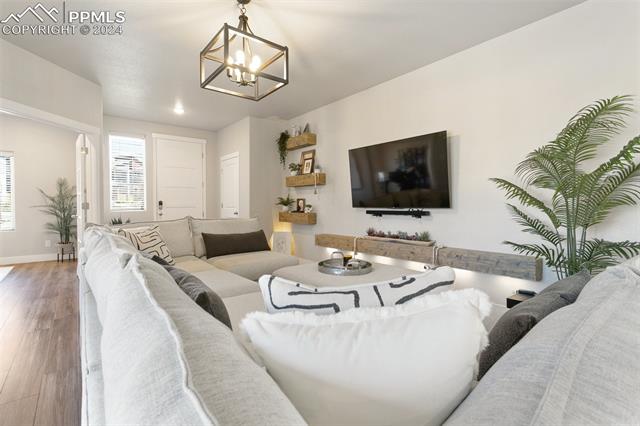 7665 Frigid Air Point