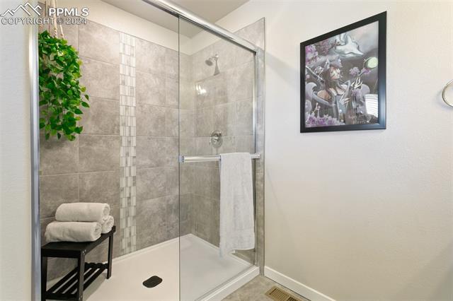 7665 Frigid Air Point