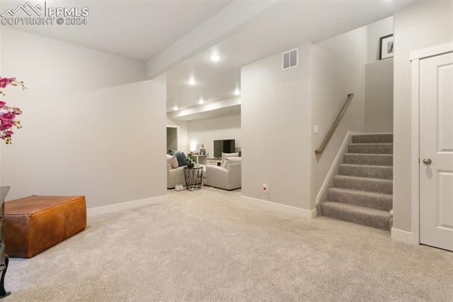 7665 Frigid Air Point