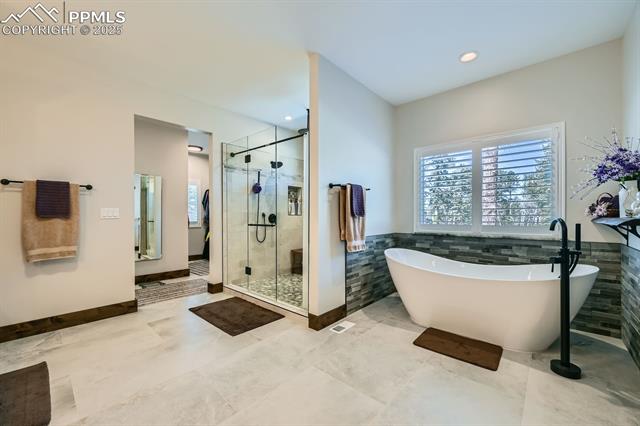 1235 Cottontail Trail