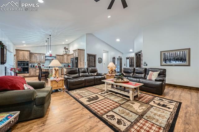 1235 Cottontail Trail