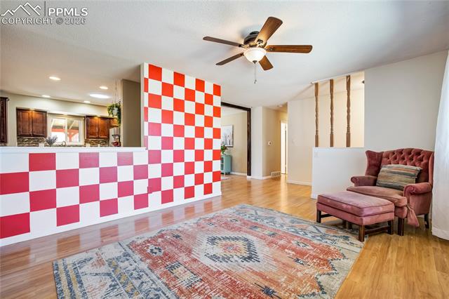 1323 Sanderson Avenue