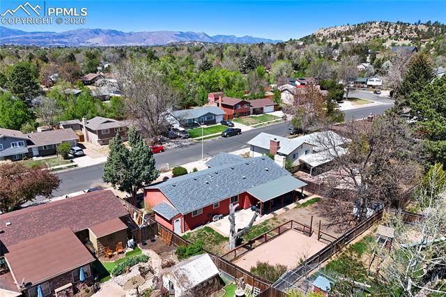 1323 Sanderson Avenue