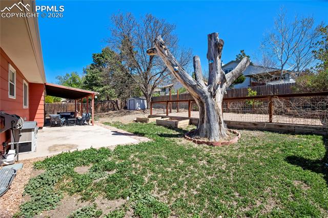 1323 Sanderson Avenue