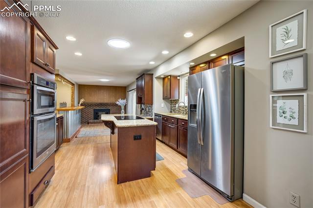 1323 Sanderson Avenue