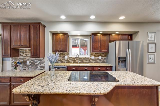 1323 Sanderson Avenue