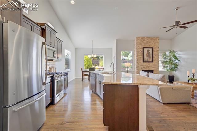 10585 Kelowna View