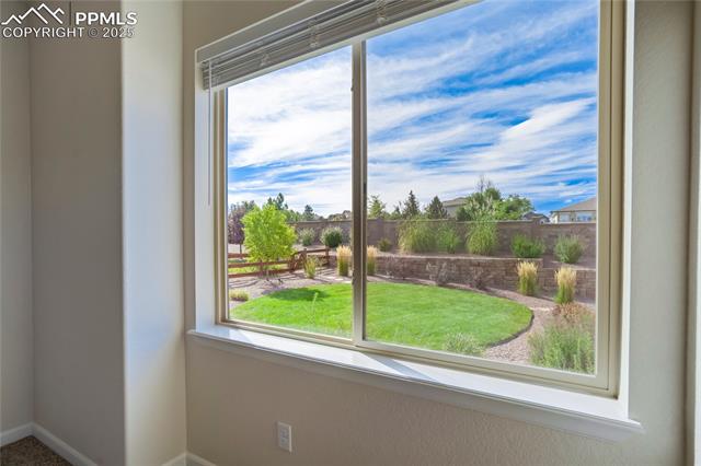 10585 Kelowna View