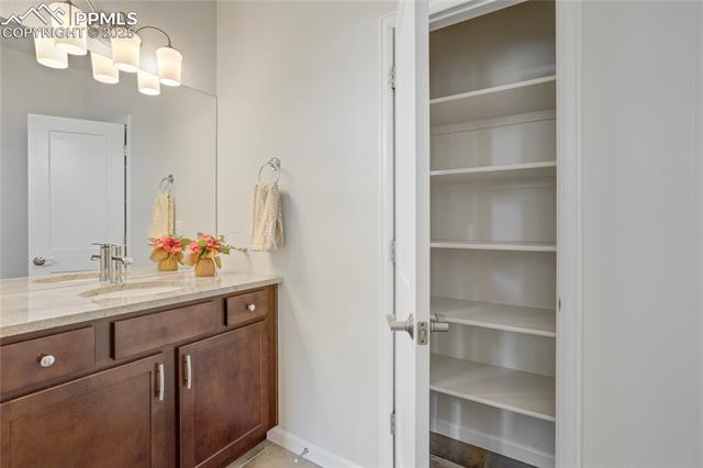 10585 Kelowna View