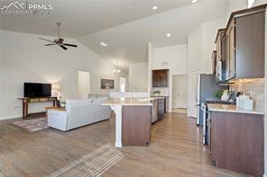 10585 Kelowna View