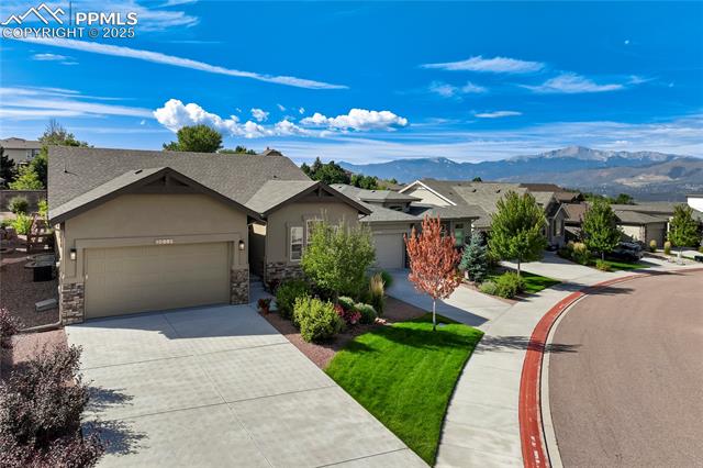 10585 Kelowna View