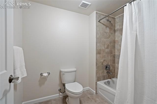 10585 Kelowna View