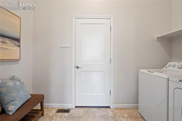 10585 Kelowna View