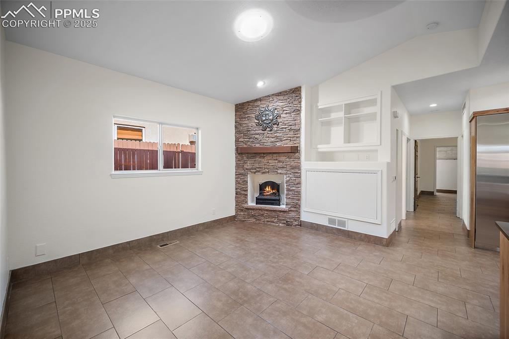 1944 Ocaso Grove