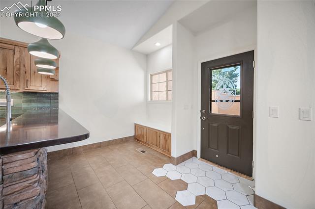 1944 Ocaso Grove
