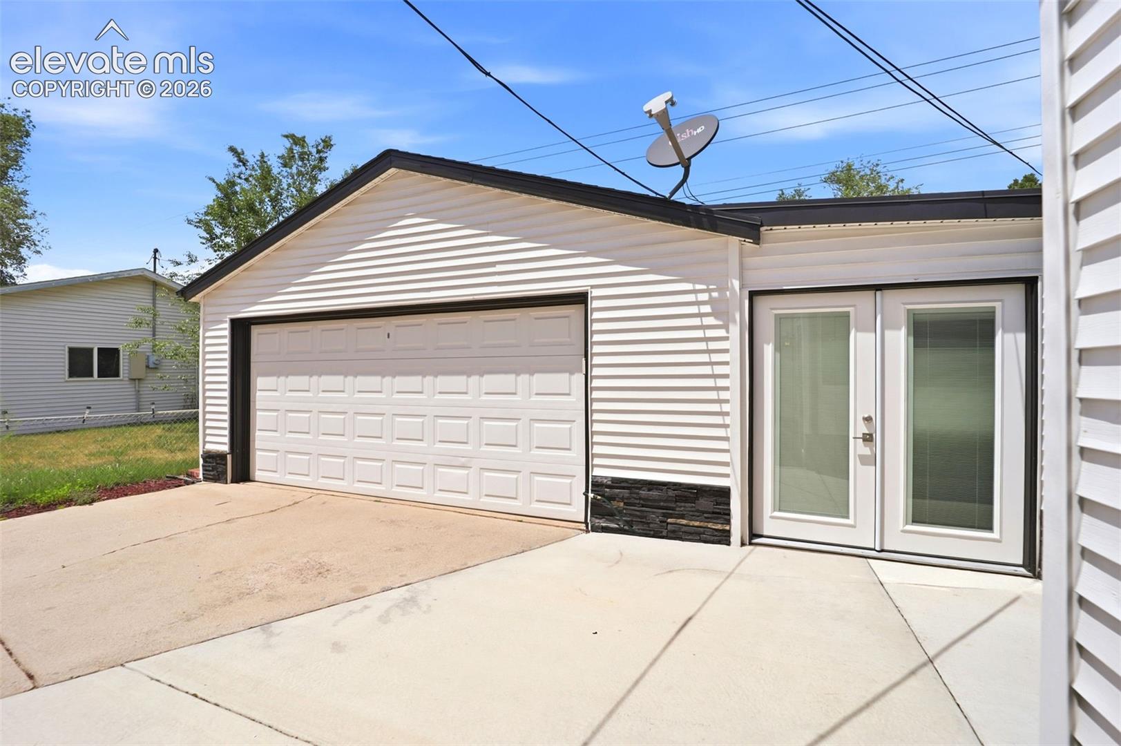 3202 La Salle Street