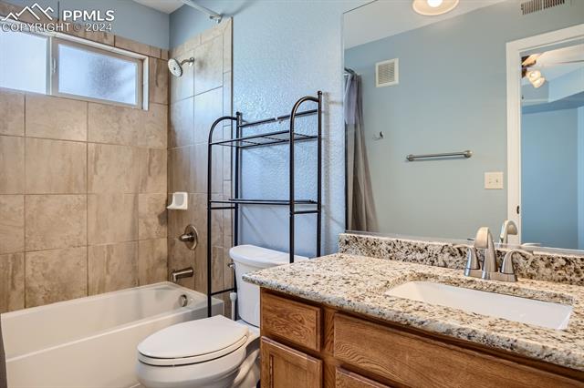 1815 Montura View 102