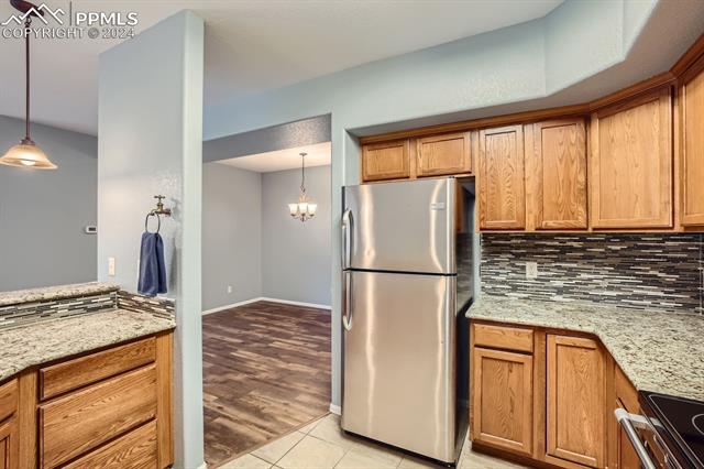 1815 Montura View 102