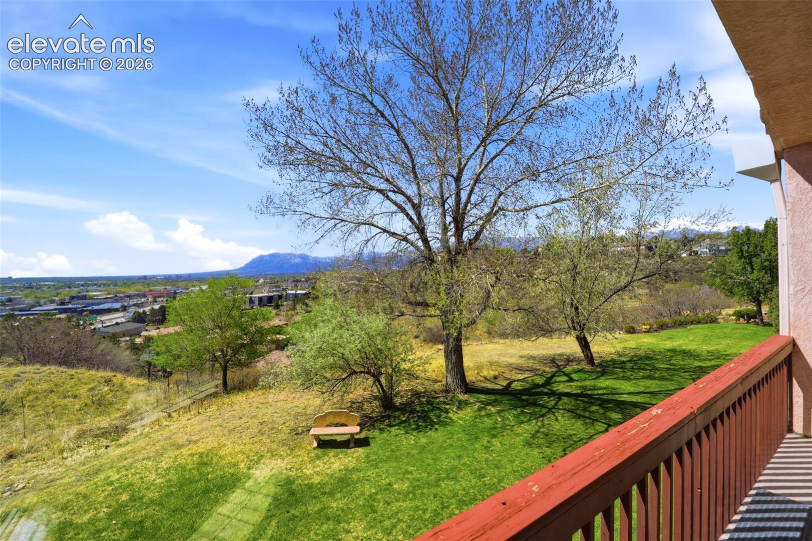 5035 Vista Del Sol Point