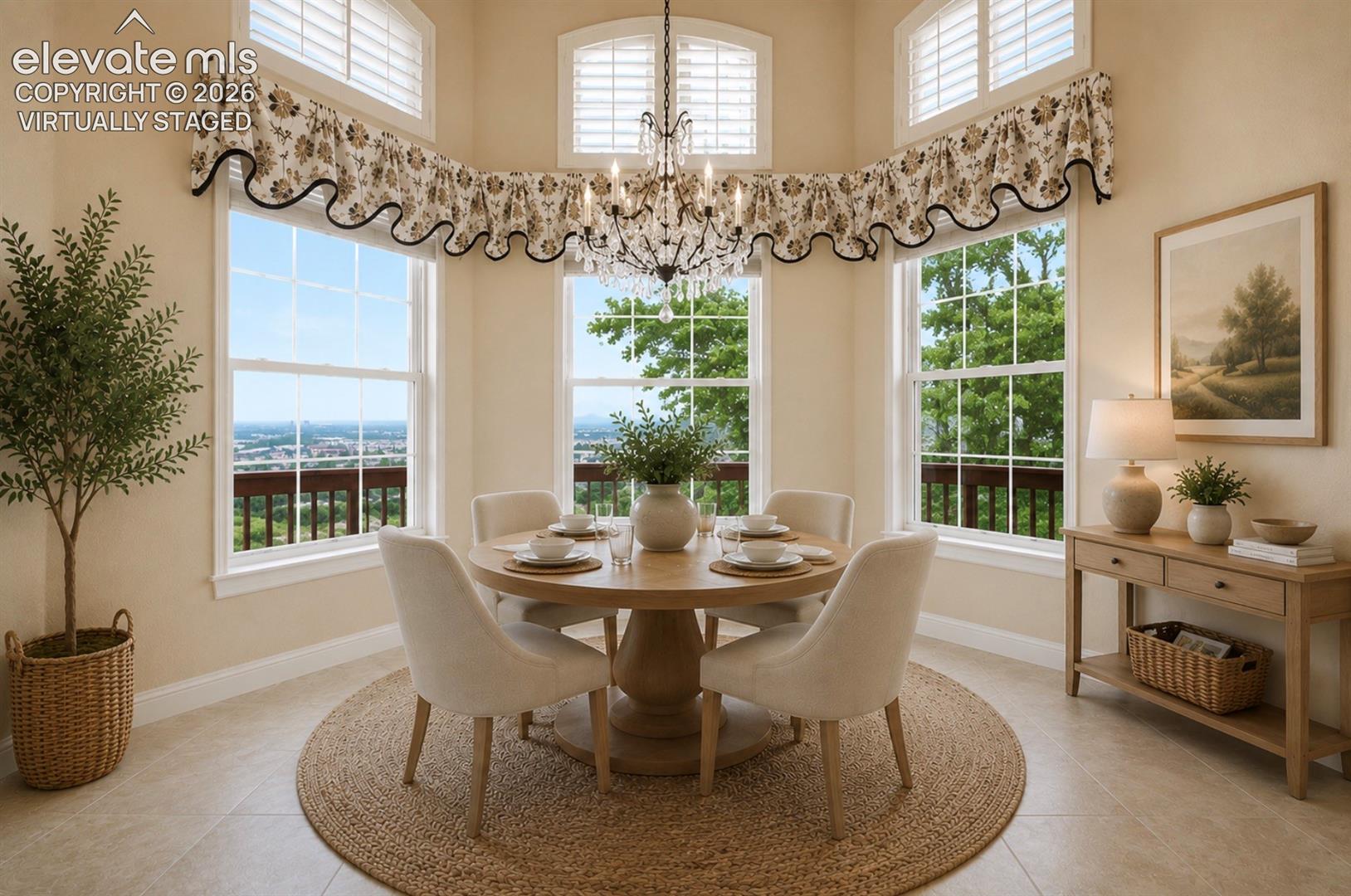 5035 Vista Del Sol Point