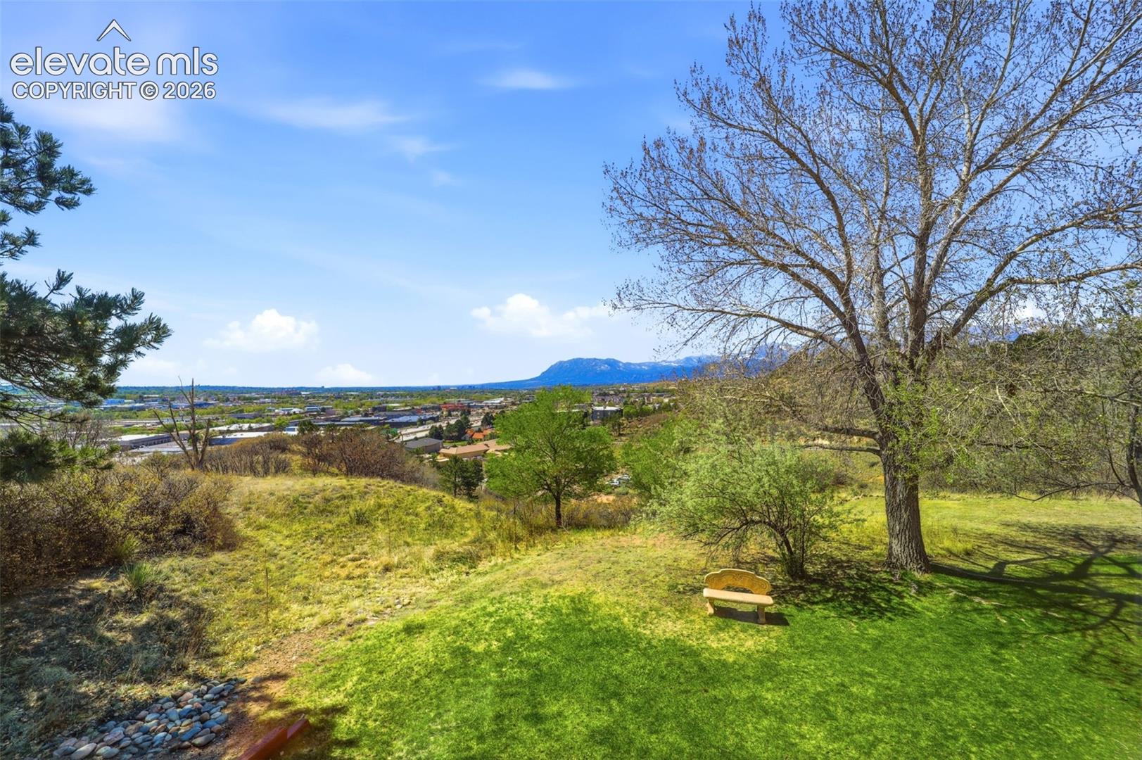 5035 Vista Del Sol Point