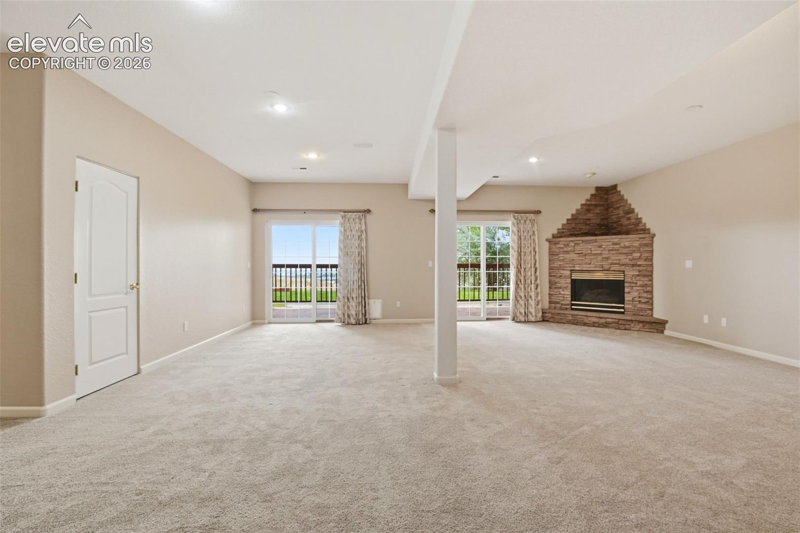 5035 Vista Del Sol Point