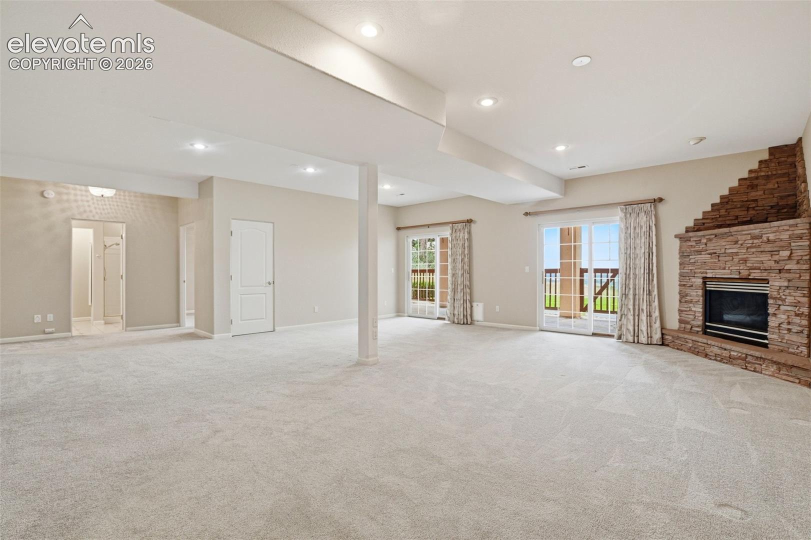5035 Vista Del Sol Point