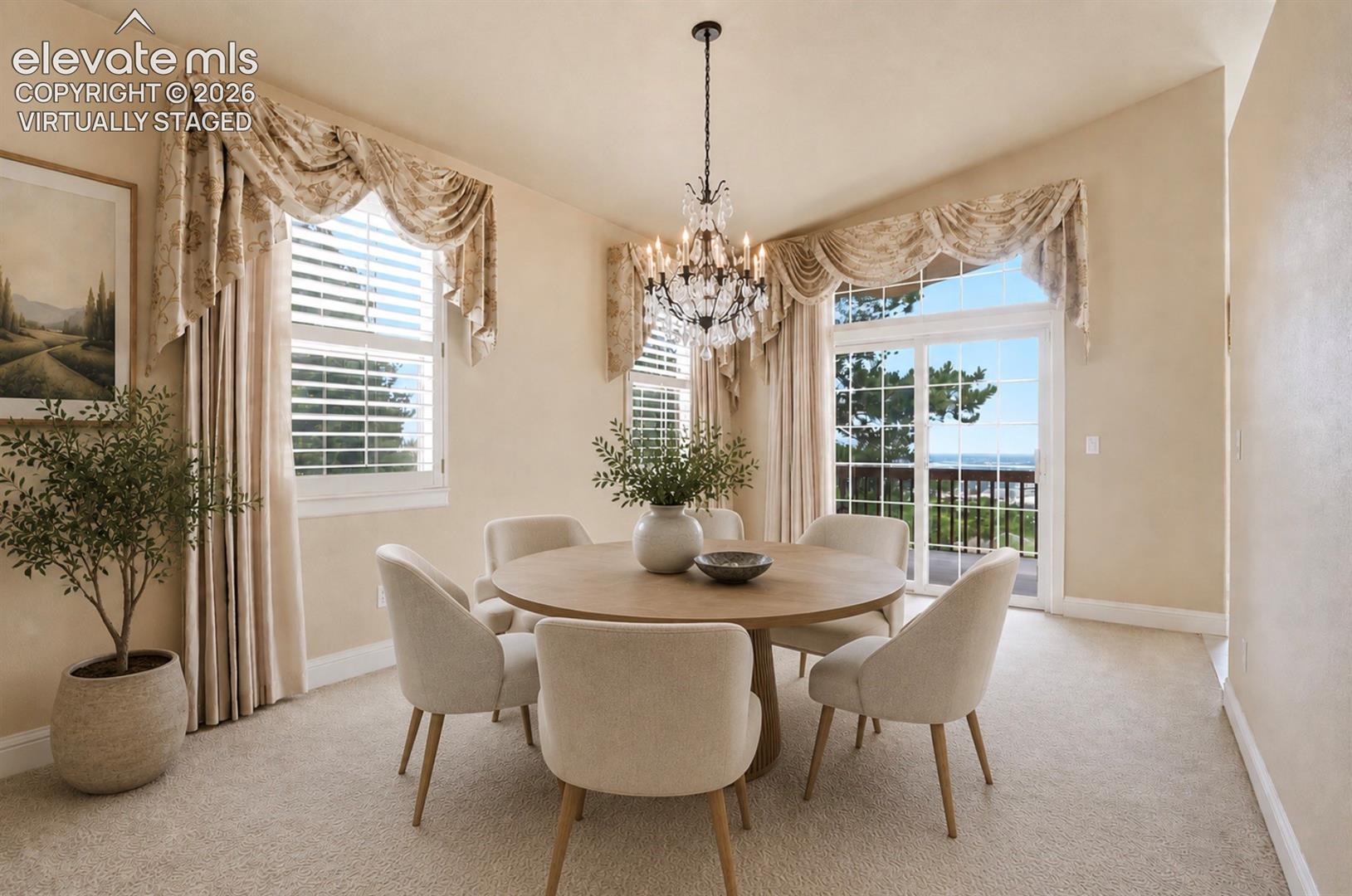 5035 Vista Del Sol Point