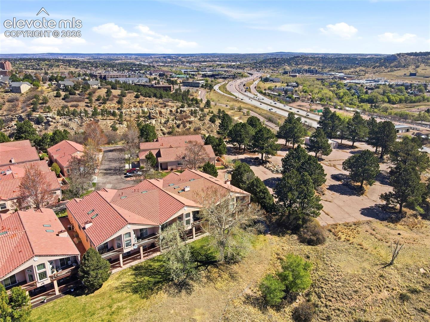5035 Vista Del Sol Point