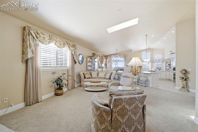 5035 Vista Del Sol Point