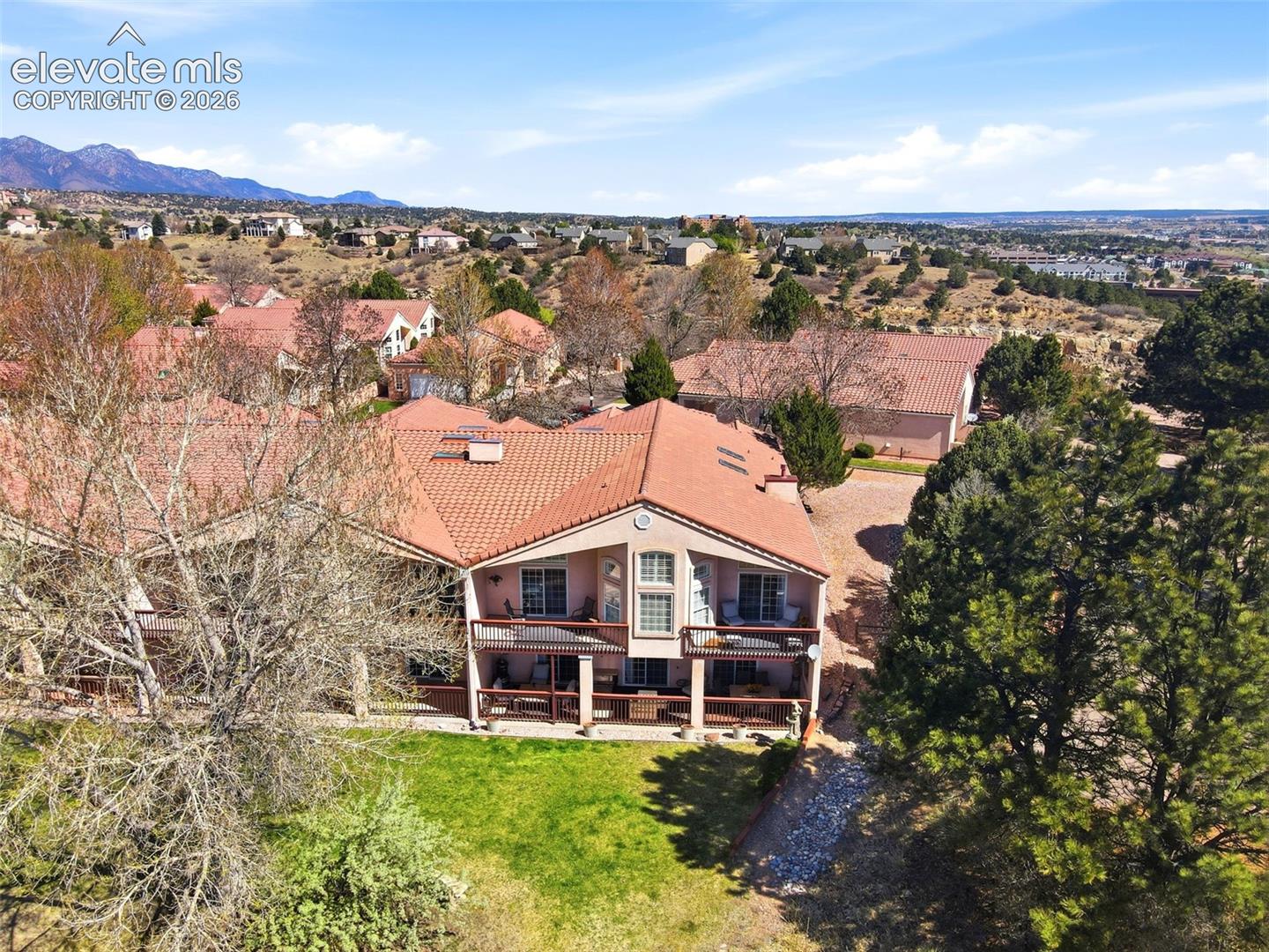 5035 Vista Del Sol Point