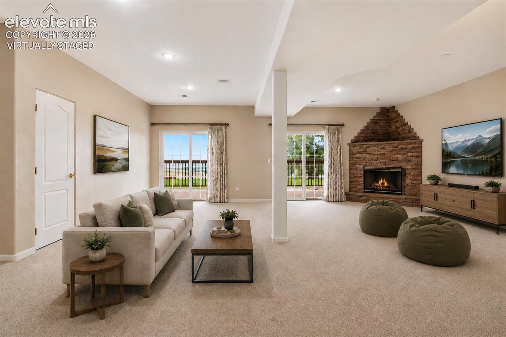 5035 Vista Del Sol Point